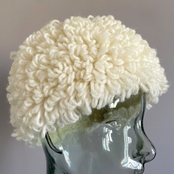 Vintage Ivory Loop Knit Beanie Toque Hat - O/S - Picture 1 of 7